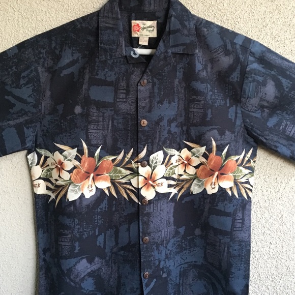 Hilo Hattie Hawaiian Aloha Shirt -Small- BRAND NEW - Picture 1 of 5